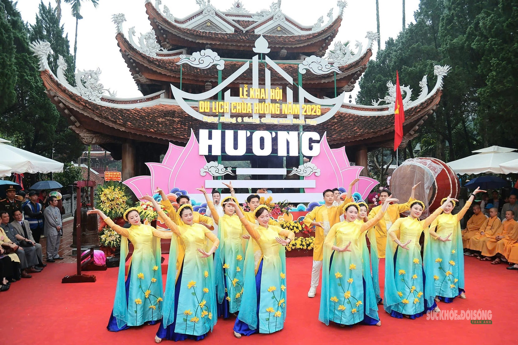 Lễ hội Chùa Hương - Lễ hội lớn nhất miền Bắc chính thức khai hội- Ảnh 7.