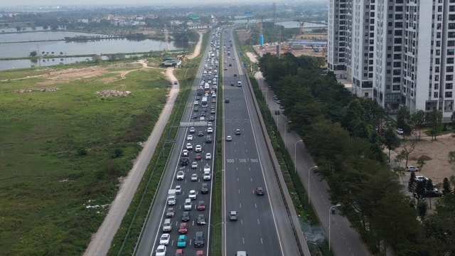 Cục CSGT thông tin tình hình 8 tuyến cao tốc mùng 6 Tết- Ảnh 2.