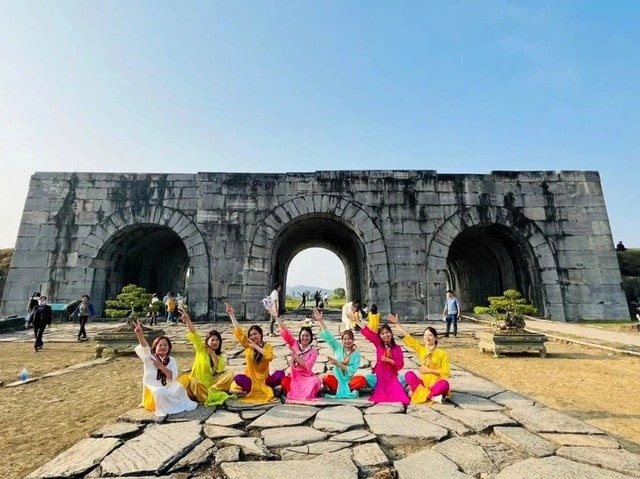 Sức hút du lịch tại xứ Thanh những ngày đầu Xuân- Ảnh 2.