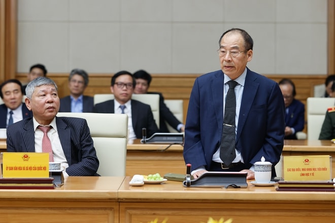 Thủ tướng: Nghề y là một nghề cao quý, là biểu tượng của sự hy sinh, lòng nhân ái, trí tuệ, sự kiên trì...- Ảnh 5. Thủ tướng: Nghề y là một nghề cao quý, là biểu tượng của sự hy sinh, lòng nhân ái, trí tuệ, sự kiên trì...- Ảnh 5.