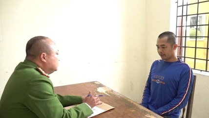 Cậy cửa đột nhập nhà hàng xóm, gã thanh niên trộm 14 chỉ vàng- Ảnh 1.