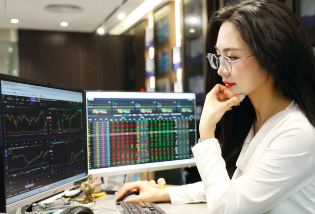 Xu hướng chứng khoán 26/2 tận dụng nhịp chỉnh để mua cổ phiếu- Ảnh 1.