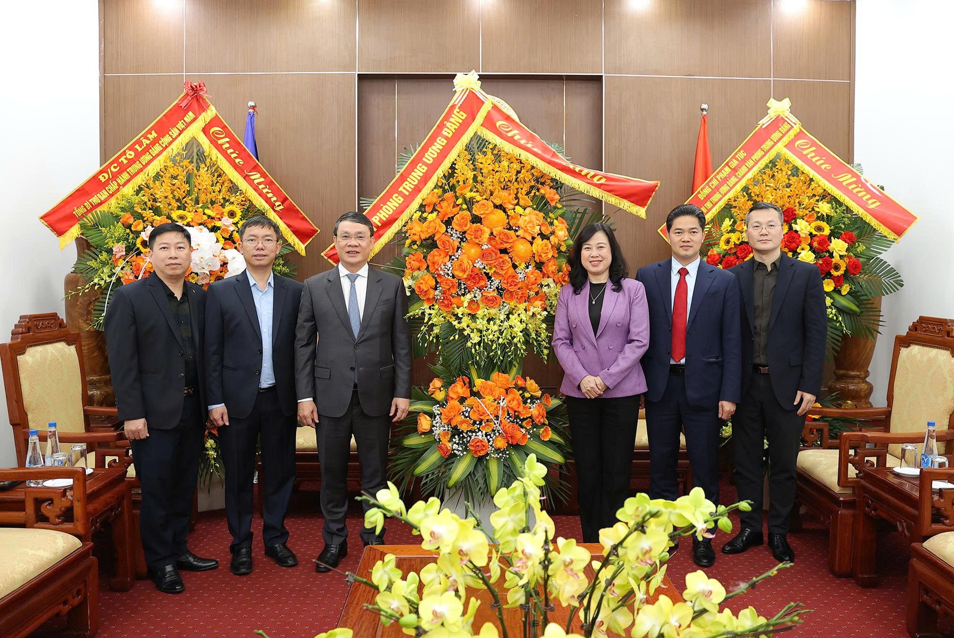 Văn phòng Trung ương Đảng chúc mừng Bộ Y tế nhân Ngày Thầy thuốc Việt Nam 27/2- Ảnh 2.