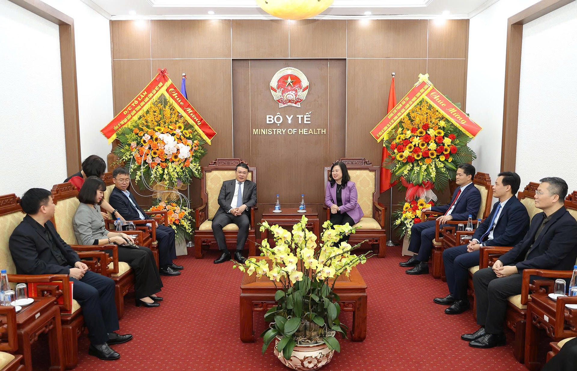 Văn phòng Trung ương Đảng chúc mừng Bộ Y tế nhân Ngày Thầy thuốc Việt Nam 27/2- Ảnh 1.