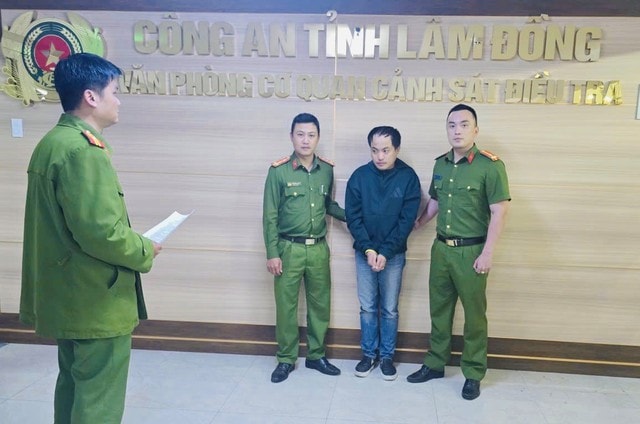 Cựu nhân viên tài chính giăng bẫy vay online, chiếm đoạt hơn 800 triệu đồng- Ảnh 1.