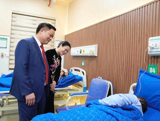 Bệnh viện Đa khoa TP Vinh tiên phong chuyển đổi số, tạo nền tảng phát triển bền vững- Ảnh 3. Bệnh viện Đa khoa TP Vinh tiên phong chuyển đổi số, tạo nền tảng phát triển bền vững- Ảnh 3.