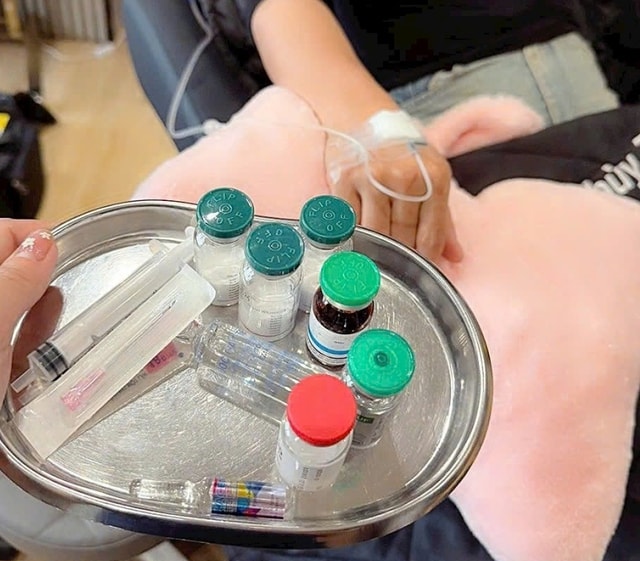 Cô gái ở TPHCM tử vong sau truyền thuốc làm trắng da tại nhà- Ảnh 1.