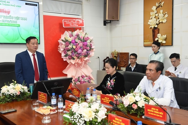 Bệnh viện Đa khoa TP Vinh tiên phong chuyển đổi số, tạo nền tảng phát triển bền vững- Ảnh 4. Bệnh viện Đa khoa TP Vinh tiên phong chuyển đổi số, tạo nền tảng phát triển bền vững- Ảnh 4.