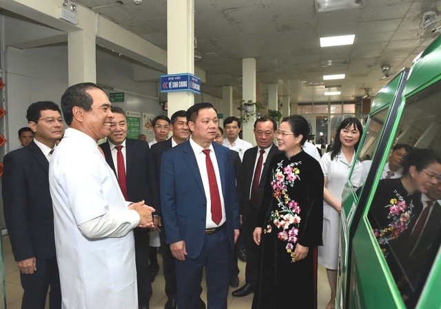 Bệnh viện Đa khoa TP Vinh tiên phong chuyển đổi số, tạo nền tảng phát triển bền vững- Ảnh 1. Bệnh viện Đa khoa TP Vinh tiên phong chuyển đổi số, tạo nền tảng phát triển bền vững- Ảnh 1.