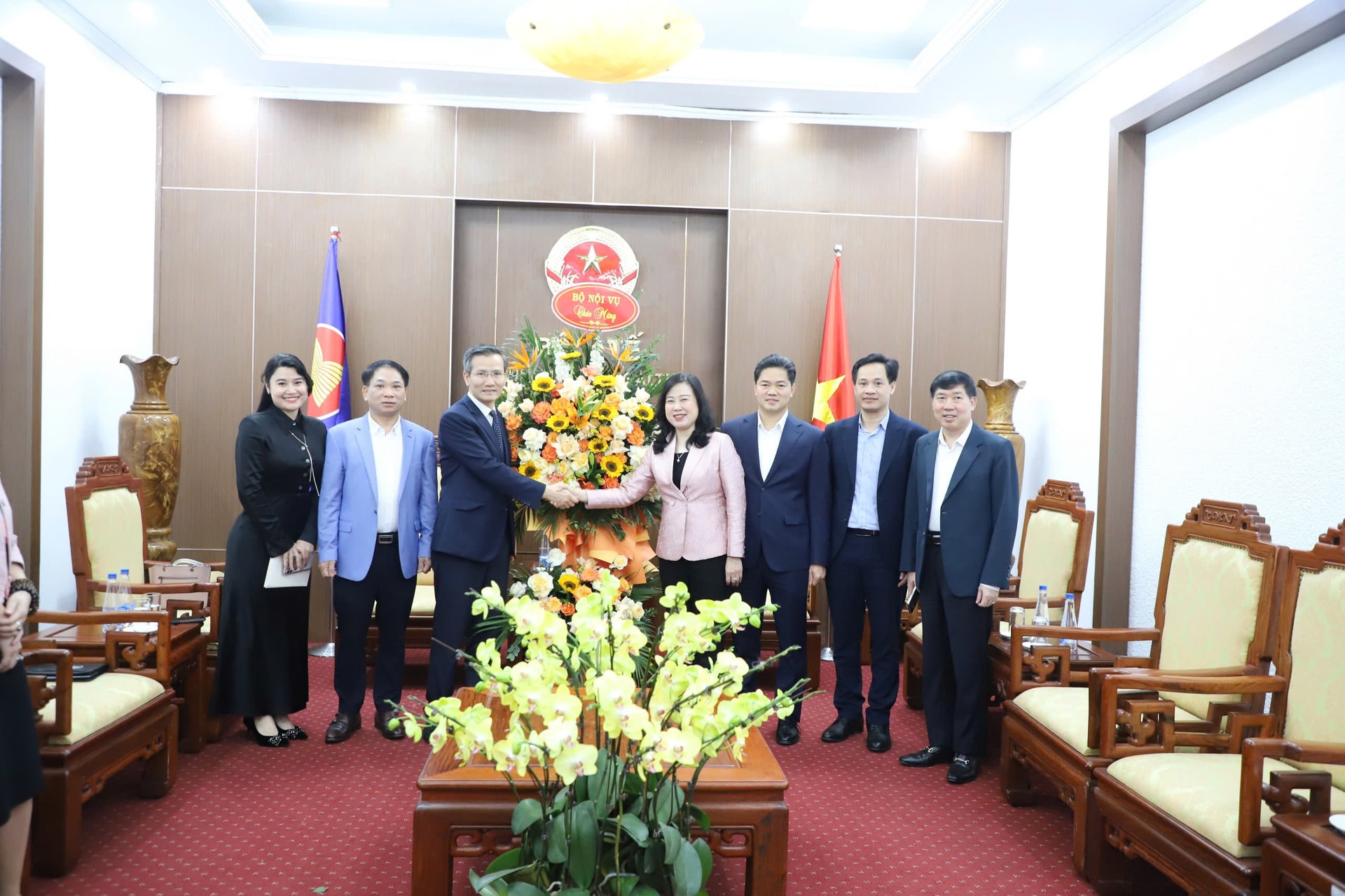 Nhiều Bộ, Ngành, Hội, đoàn thể chúc mừng Bộ Y tế dịp kỷ niệm Ngày Thầy thuốc Việt Nam- Ảnh 4. Nhiều Bộ, Ngành, Hội, đoàn thể chúc mừng Bộ Y tế dịp kỷ niệm Ngày Thầy thuốc Việt Nam- Ảnh 4.