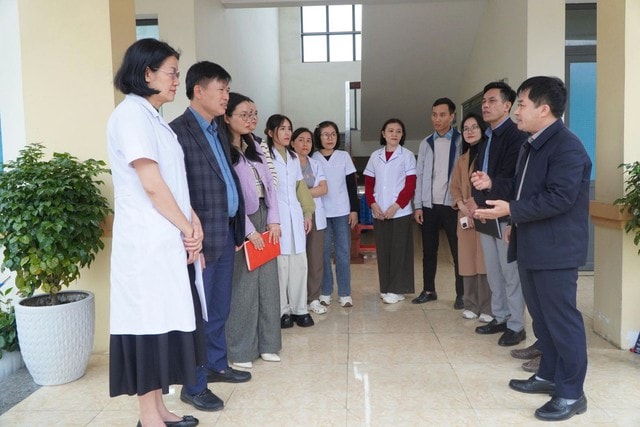 Trạm y tế xã, điểm tựa chăm sóc sức khỏe từ tuyến đầu- Ảnh 2.