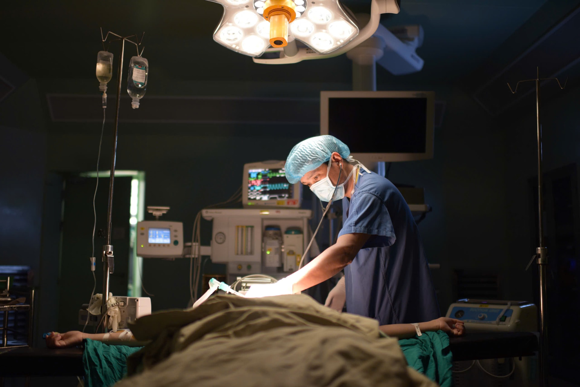 Cuộc gọi đặc biệt ngày Thầy thuốc Việt Nam 27/2- Ảnh 1.