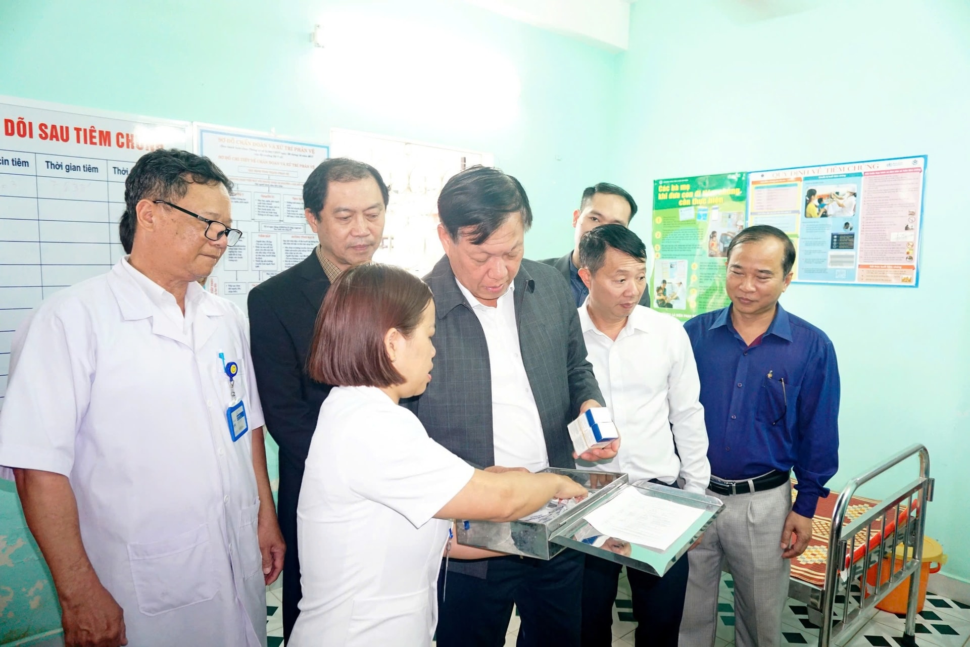 Thứ trưởng Đỗ Xuân Tuyên: Phát huy thương hiệu tuyến cuối tại Cơ sở 2 Bệnh viện Bạch Mai và Việt Đức- Ảnh 5.