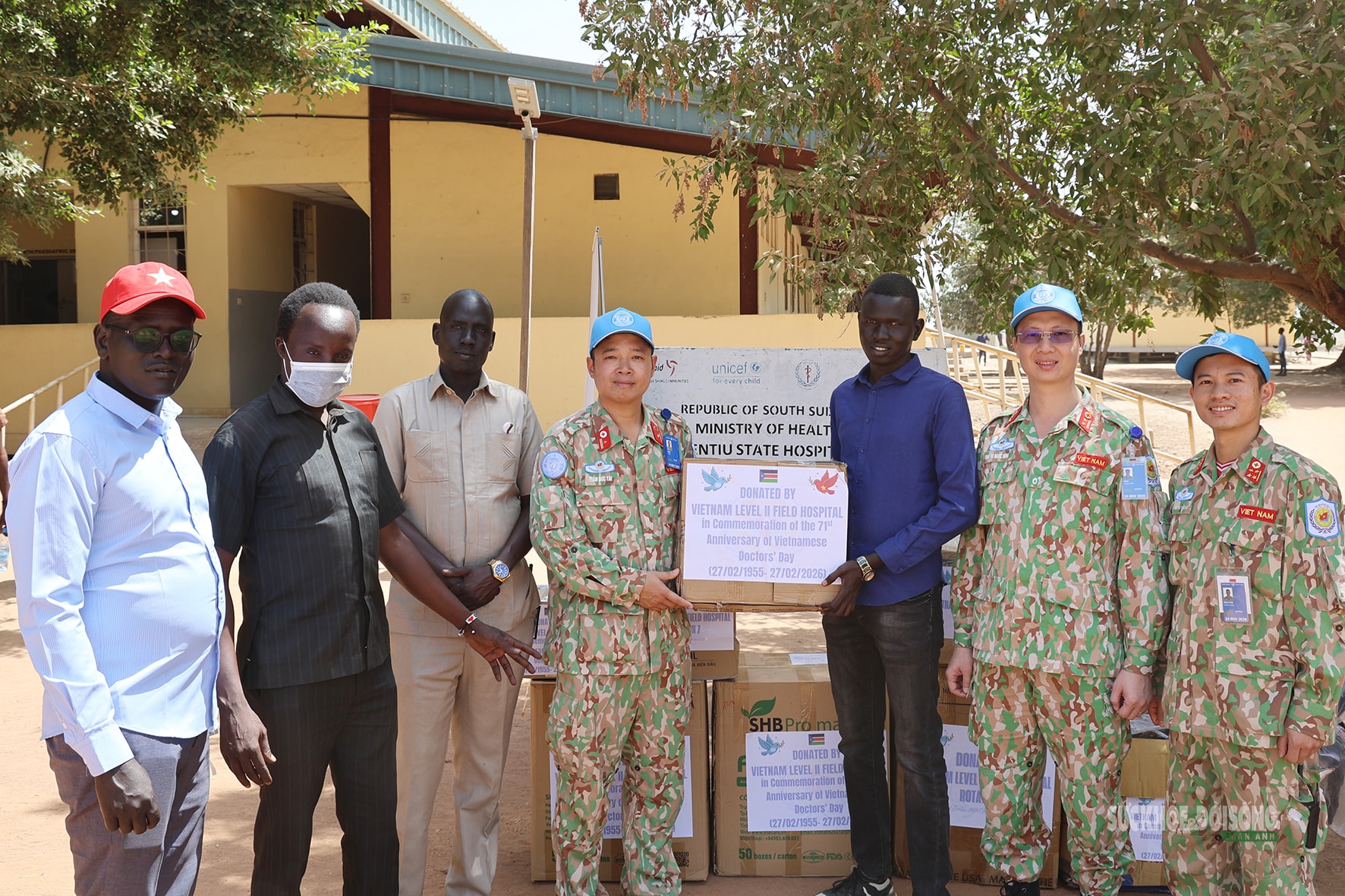 Quân y Việt Nam giữa tuyến đầu Bentiu lan tỏa y đức Ngày 27/2- Ảnh 3. Quân y Việt Nam giữa tuyến đầu Bentiu lan tỏa y đức Ngày 27/2- Ảnh 3.