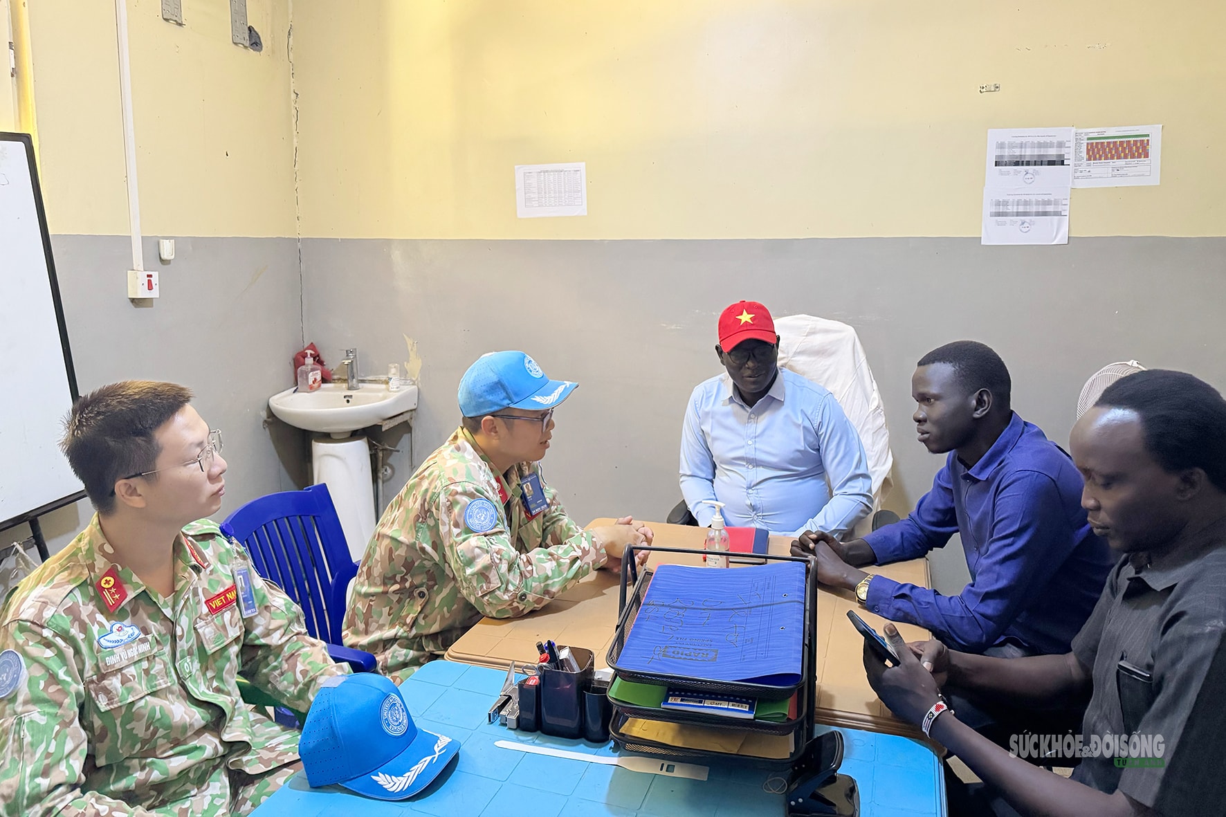 Quân y Việt Nam giữa tuyến đầu Bentiu lan tỏa y đức Ngày 27/2- Ảnh 1. Quân y Việt Nam giữa tuyến đầu Bentiu lan tỏa y đức Ngày 27/2- Ảnh 1.