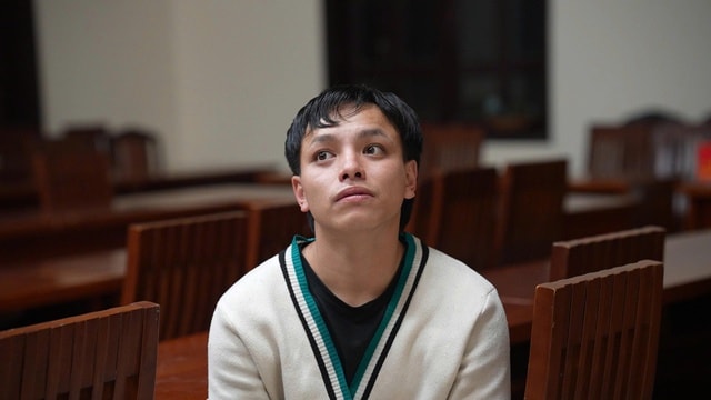 Tạm giữ khẩn cấp tài xế lái ô tô lao vào đám đông sau mâu thuẫn cá nhân- Ảnh 1. Tạm giữ khẩn cấp tài xế lái ô tô lao vào đám đông sau mâu thuẫn cá nhân- Ảnh 1.