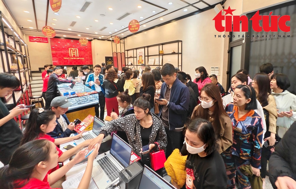 Giá vàng ngày 28/2: Thế giới bật tăng mạnh, trong nước phục hồi sau vía Thần Tài- Ảnh 1. Giá vàng ngày 28/2: Thế giới bật tăng mạnh, trong nước phục hồi sau vía Thần Tài- Ảnh 1.