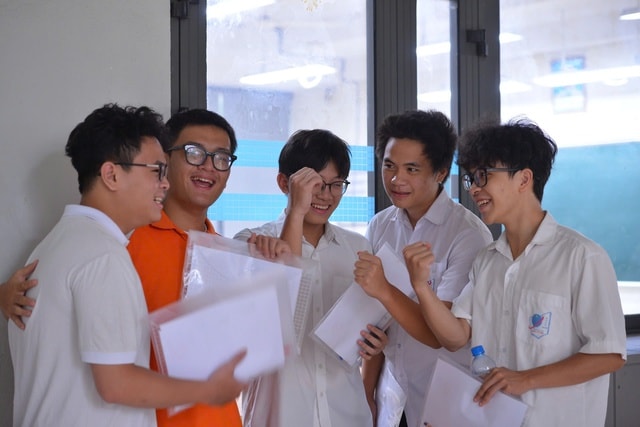 Đề thi tốt nghiệp THPT năm 2026 sẽ thế nào?- Ảnh 1. Đề thi tốt nghiệp THPT năm 2026 sẽ thế nào?- Ảnh 1.