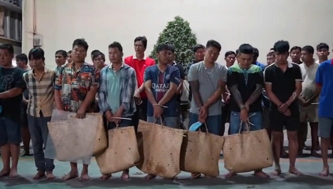 TPHCM liên tiếp triệt phá các tụ điểm cờ bạc, bắt giữ 83 đối tượng- Ảnh 3. TPHCM liên tiếp triệt phá các tụ điểm cờ bạc, bắt giữ 83 đối tượng- Ảnh 3.