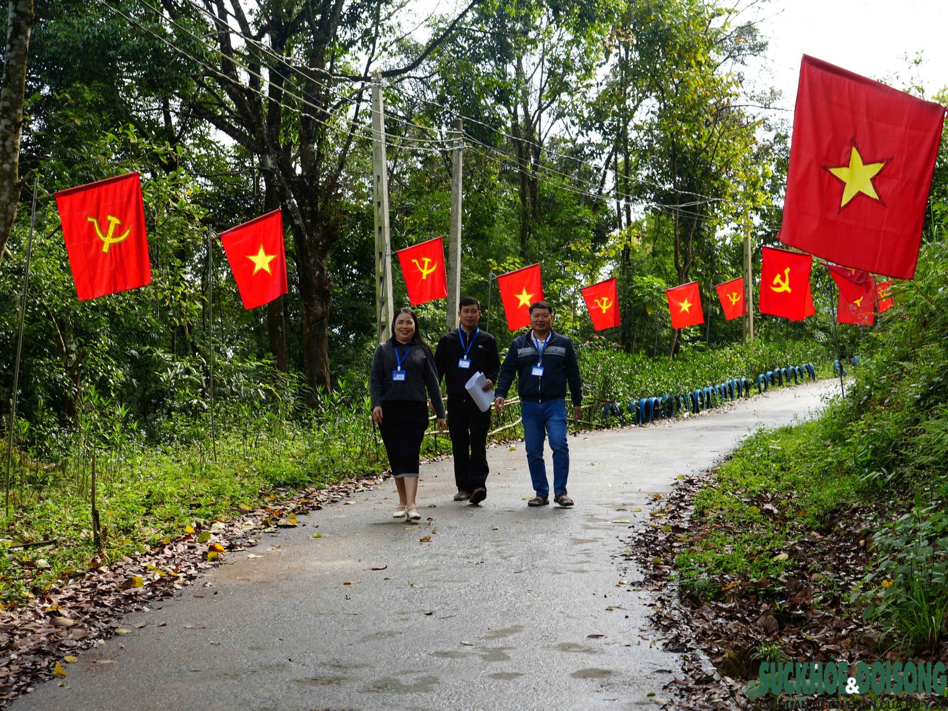 Vùng cao Nghệ An gấp rút chuẩn bị cho ngày bầu cử- Ảnh 1. Vùng cao Nghệ An gấp rút chuẩn bị cho ngày bầu cử- Ảnh 1.