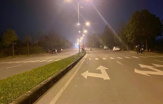 Hơn 10 đối tượng mang hung khí truy đuổi, gây thương tích nặng cho 2 người ở Vĩnh Yên- Ảnh 1. Hơn 10 đối tượng mang hung khí truy đuổi, gây thương tích nặng cho 2 người ở Vĩnh Yên- Ảnh 1.