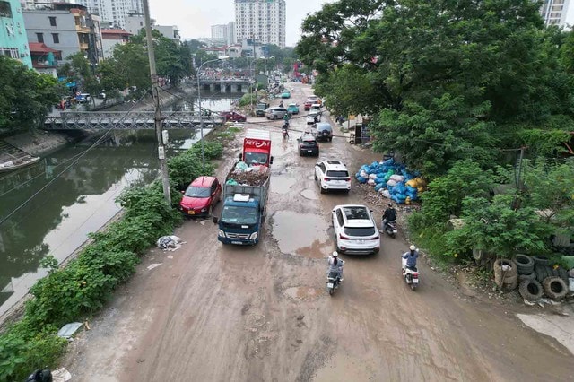 Diện mạo mới tuyến đường nhiều năm lầy lội ở nội đô Hà Nội- Ảnh 3.