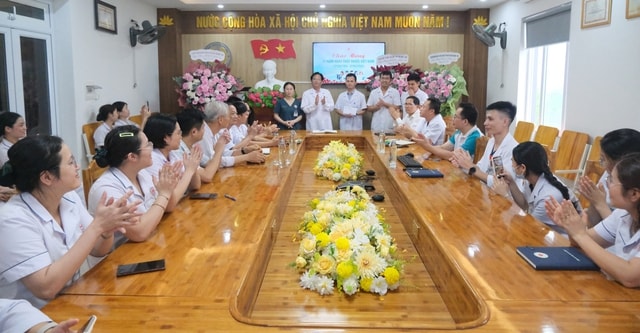 Thưởng nóng kíp cấp cứu cứu sống bé 37 tháng tuổi ngừng tuần hoàn do đuối nước- Ảnh 1. Thưởng nóng kíp cấp cứu cứu sống bé 37 tháng tuổi ngừng tuần hoàn do đuối nước- Ảnh 1.