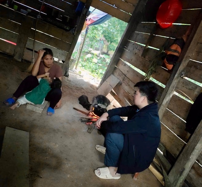 Hết Tết, thầy cô vùng cao lại vào bản 'gõ cửa' từng nhà đưa học sinh trở lại lớp- Ảnh 5. Hết Tết, thầy cô vùng cao lại vào bản 'gõ cửa' từng nhà đưa học sinh trở lại lớp- Ảnh 5.