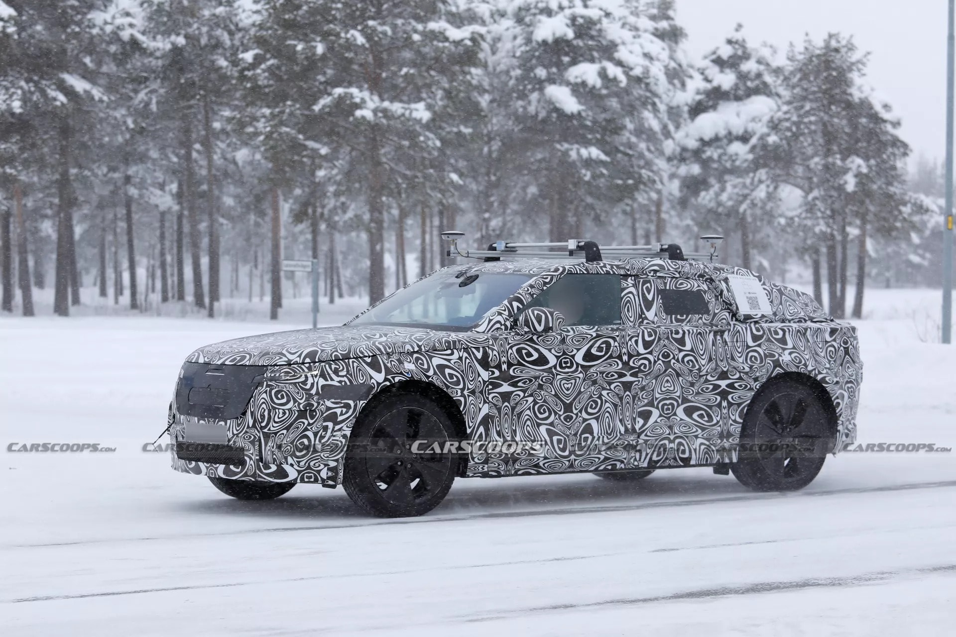 Hệ thống khung gầm EMA mới giúp tối ưu không gian nội thất và tích hợp công nghệ sạc siêu nhanh 800V. (Ảnh: Carscoops)