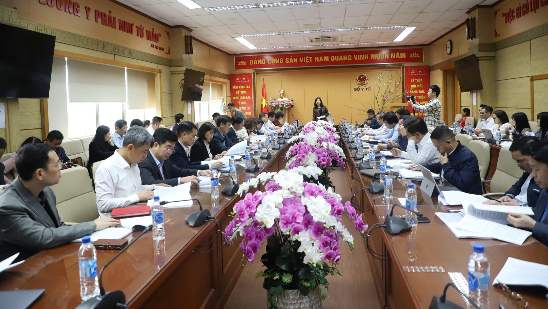 Đẩy nhanh tiến độ hoàn thiện hướng dẫn Luật Phòng bệnh, hướng tới nâng cao sức khỏe, chất lượng sống của người dân- Ảnh 10.