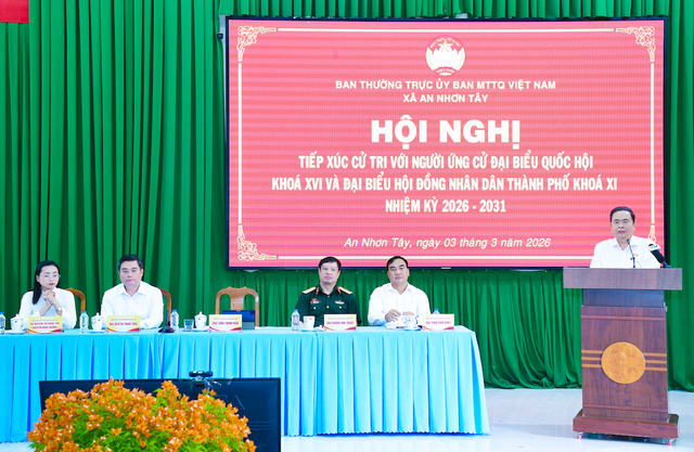 Chủ tịch Quốc hội dự tiếp xúc cử tri với người ứng cử ĐBQH khóa XVI tại TPHCM- Ảnh 3. Chủ tịch Quốc hội dự tiếp xúc cử tri với người ứng cử ĐBQH khóa XVI tại TPHCM- Ảnh 3.