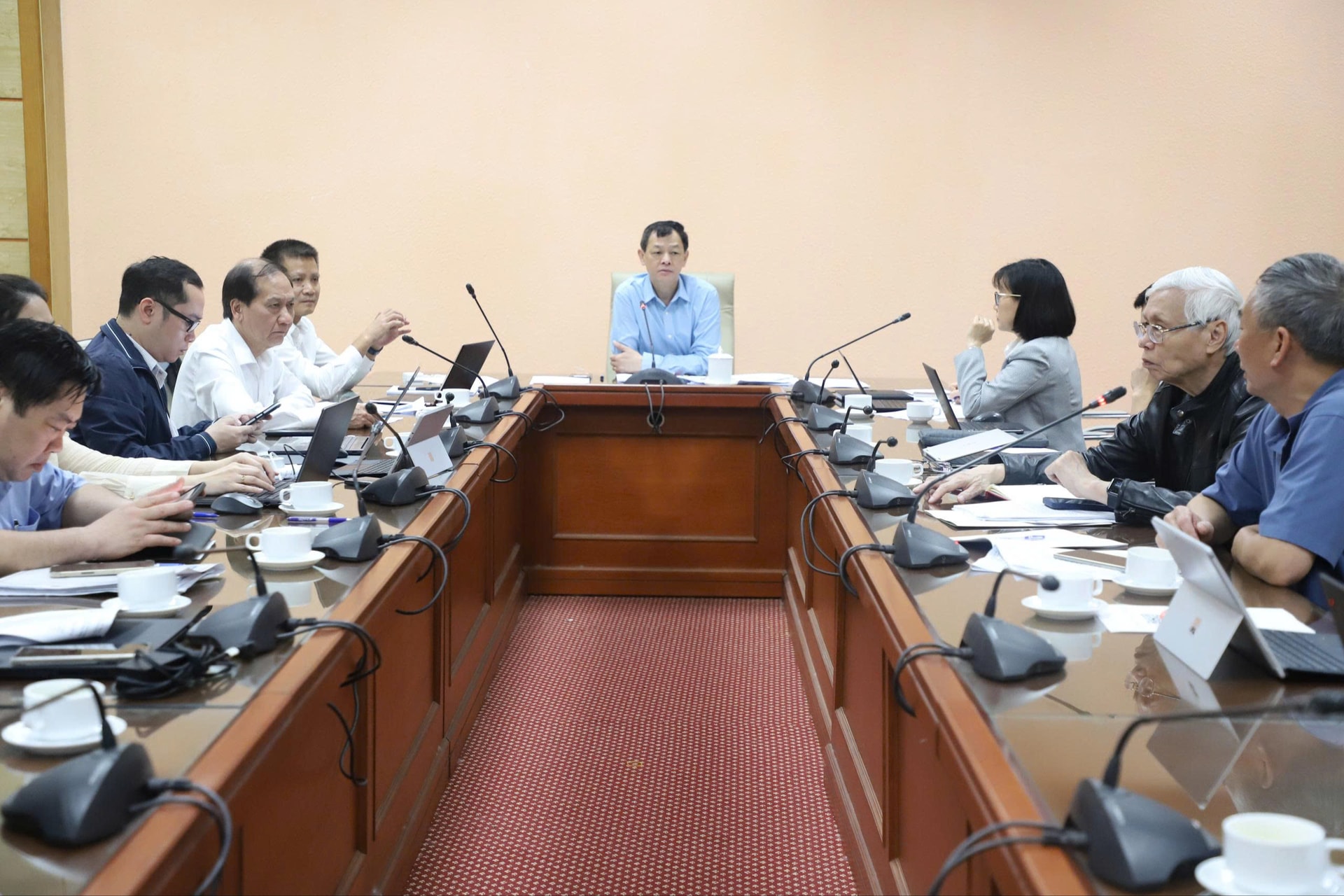 Cẩn trọng trong đăng ký lưu hành để đảm bảo chất lượng thuốc phục vụ chữa bệnh, cứu người- Ảnh 3.