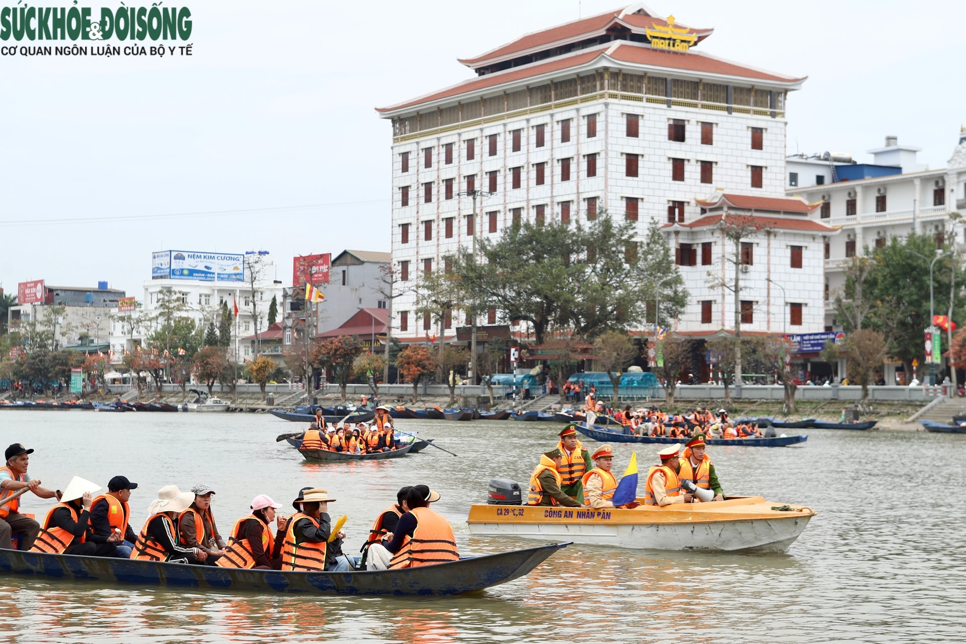 Hà Nội kiểm soát giao thông, bảo đảm an toàn tại Lễ hội chùa Hương 2026- Ảnh 6.