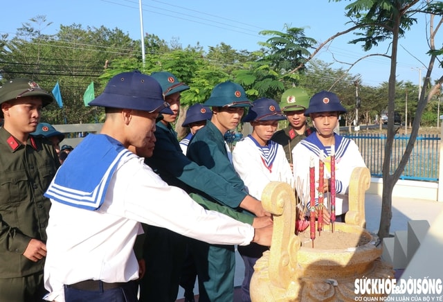 Sôi động Hội trại tòng quân năm 2026 ở Khánh Hòa- Ảnh 5.