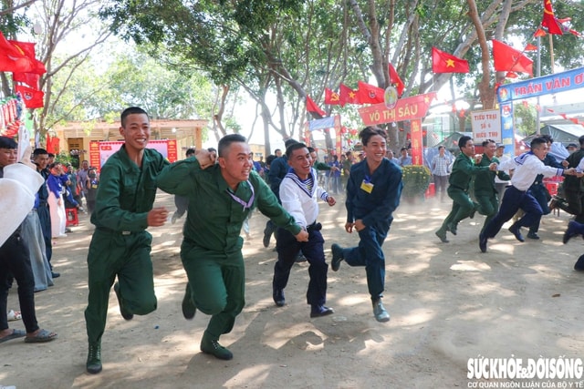 Sôi động Hội trại tòng quân năm 2026 ở Khánh Hòa- Ảnh 1.