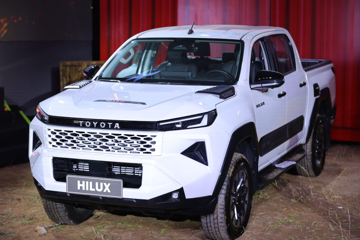 Thiết kế mới của Hilux “được lòng” đông đảo khách hàng. (Ảnh: TMV)