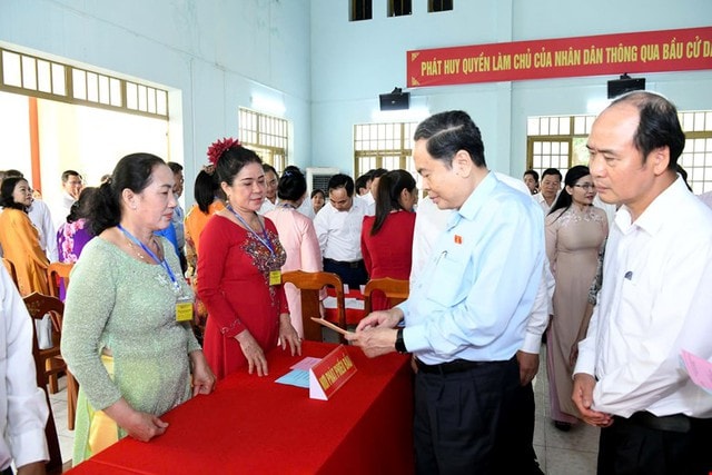 Chủ tịch Quốc hội tin tưởng cuộc bầu cử tại Đồng Nai sẽdiễn ra dân chủ, đúng pháp luật, thành công tốt đẹp- Ảnh 2.