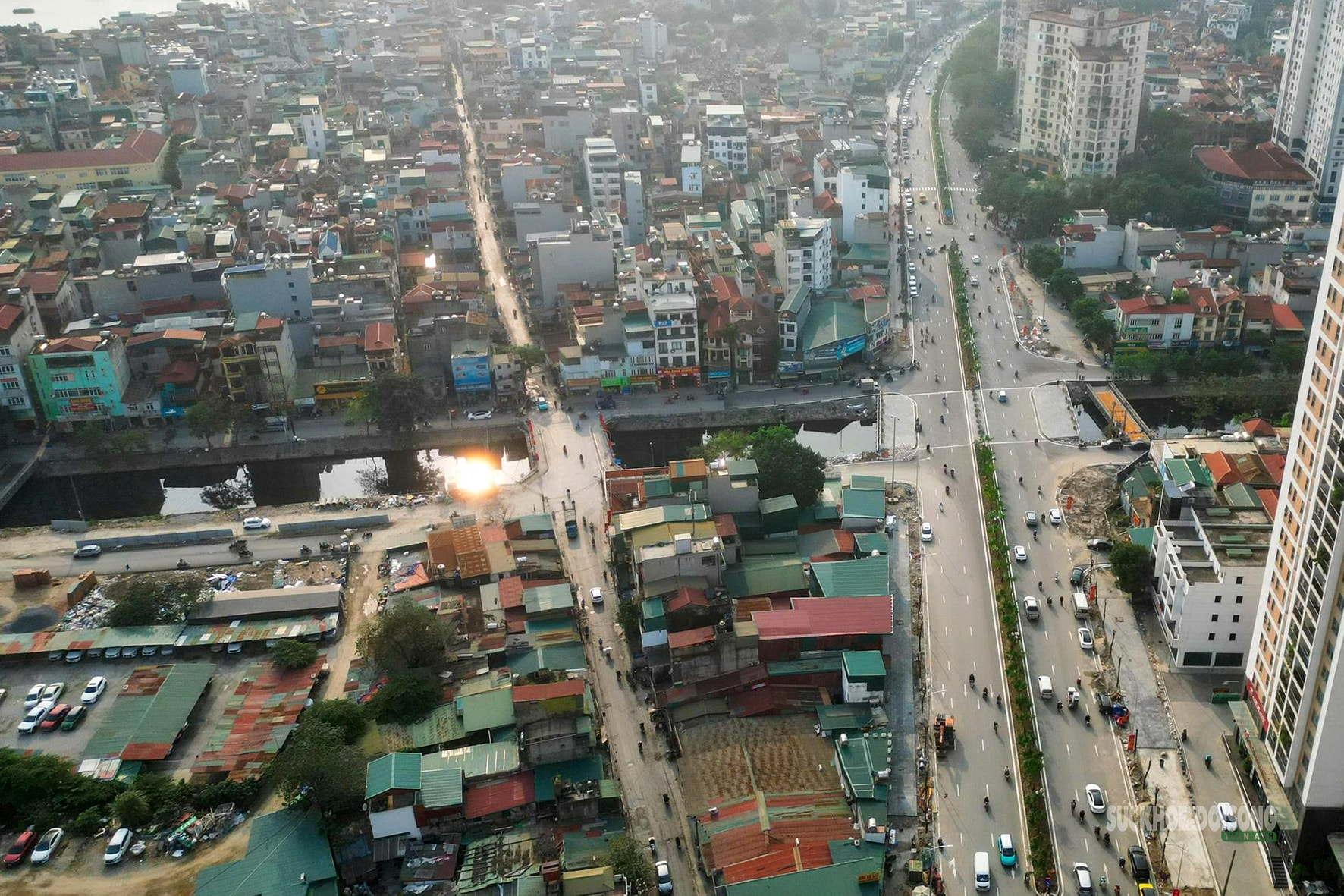 Cầu vượt sông Lừ trên Vành đai 2,5 chính thức được đưa vào khai thác sau nhiều năm chờ đợi- Ảnh 7. Cầu vượt sông Lừ trên Vành đai 2,5 chính thức được đưa vào khai thác sau nhiều năm chờ đợi- Ảnh 7.