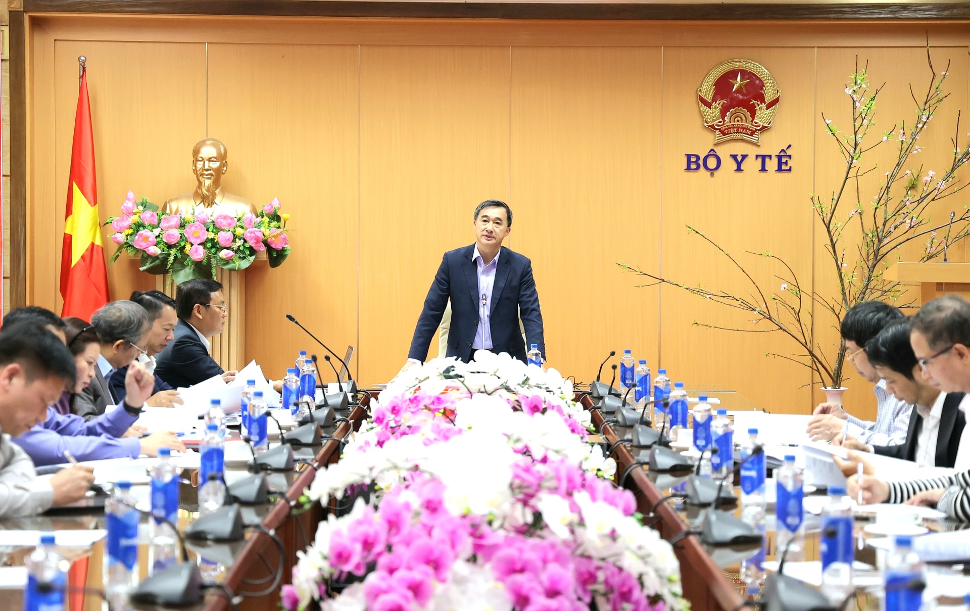 Đôn đốc tiến độ soạn thảo Nghị định về quản lý người bị áp dụng biện pháp tư pháp bắt buộc chữa bệnh- Ảnh 8.