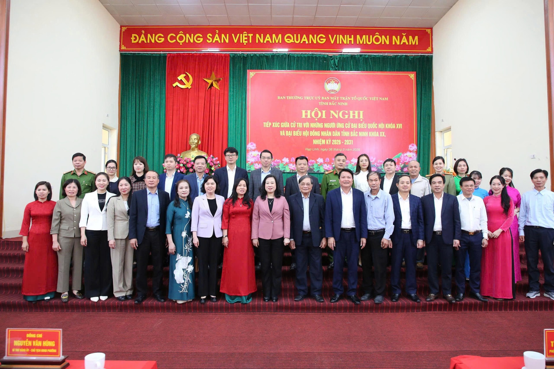 Bộ trưởng Đào Hồng Lan: Công tác chăm sóc sức khỏe Nhân dân luôn được đặt lên hàng đầu theo phương châm chăm lo từ sớm, từ xa- Ảnh 9.