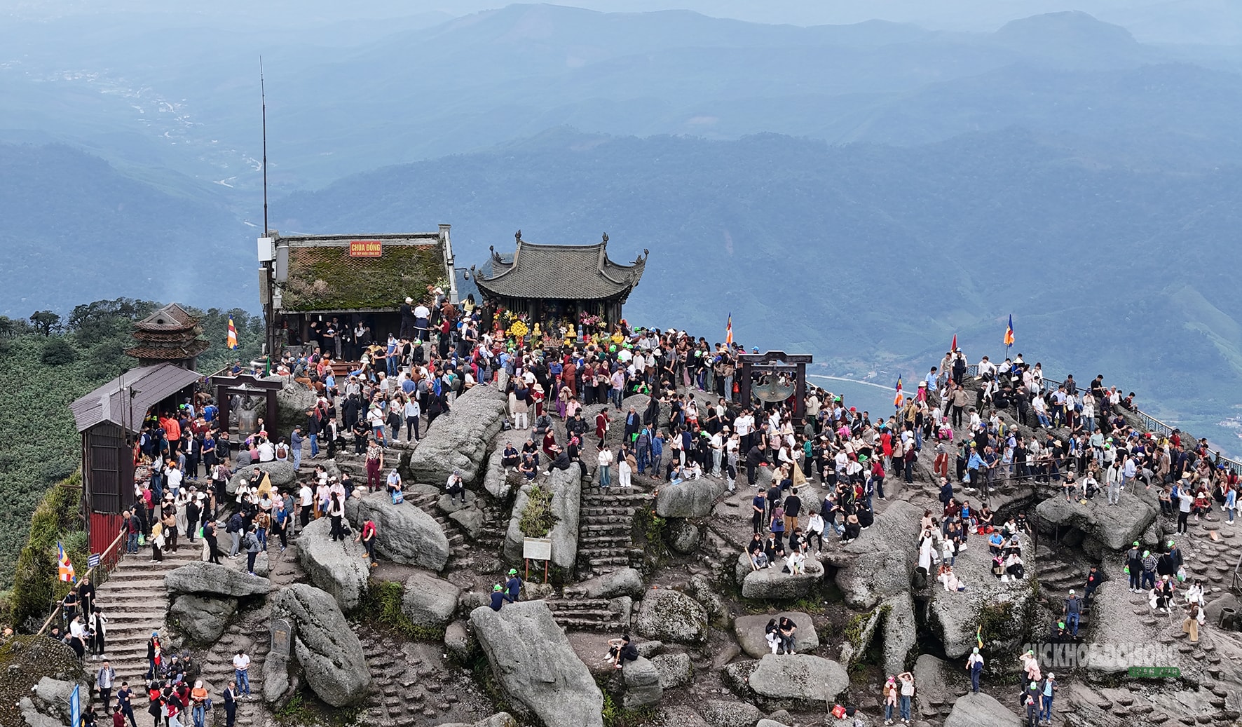 Hành trình 30 năm 'phượt' xe máy lễ Phật của cặp đôi u80- Ảnh 9.