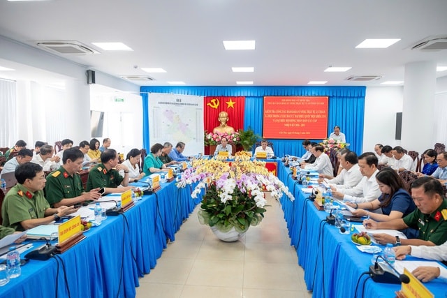 Phó Chủ tịch Quốc hội: Không để sai sót dù nhỏ nhất trong công tác bảo đảm ANTT tại cuộc bầu cử- Ảnh 1.