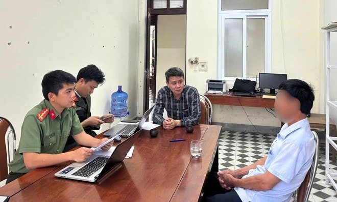 Hai người bị xử phạt vì đăng tin sai về bầu cử- Ảnh 2. Hai người bị xử phạt vì đăng tin sai về bầu cử- Ảnh 2.