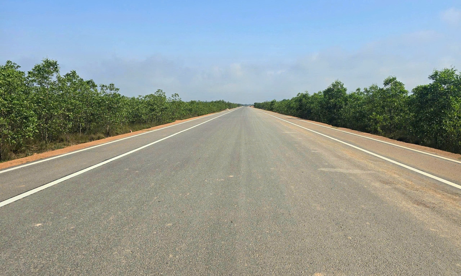 Cận cảnh dự án đường tránh Đông Hà hơn 400 tỷ đồng- Ảnh 6.