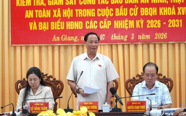 Phó Chủ tịch Quốc hội gợi ý An Giang sử dụng 'thùng phiếu lưu động' để ngư dân xa bờ bầu cử- Ảnh 2. Phó Chủ tịch Quốc hội gợi ý An Giang sử dụng 'thùng phiếu lưu động' để ngư dân xa bờ bầu cử- Ảnh 2.