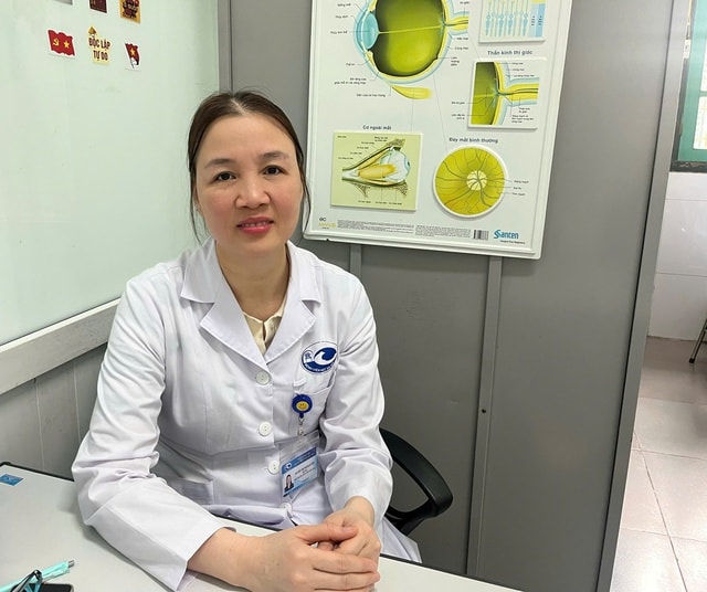 Chuyện nghề của nữ bác sĩ lặng lẽ 'giữ ánh sáng' cho người bệnh- Ảnh 1. Chuyện nghề của nữ bác sĩ lặng lẽ 'giữ ánh sáng' cho người bệnh- Ảnh 1.