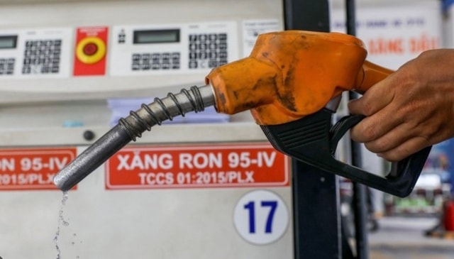 Nhiều mặt hàng xăng dầu được giảm thuế nhập khẩu xuống 0%- Ảnh 1.