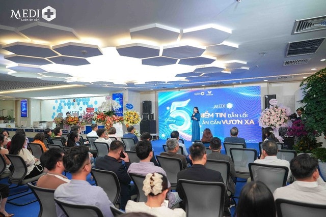 Tổ hợp Y tế Mediplus: 5 năm 'Niềm tin dẫn lối' và khát vọng tiên phong hệ sinh thái y tế số tại Việt Nam- Ảnh 1. Tổ hợp Y tế Mediplus: 5 năm 'Niềm tin dẫn lối' và khát vọng tiên phong hệ sinh thái y tế số tại Việt Nam- Ảnh 1.