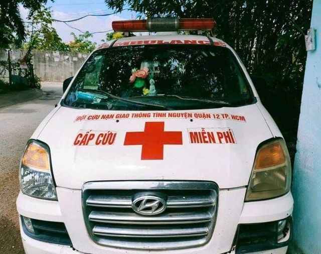 Bịa đặt thông tin liên quan tới Bệnh viện Chợ Rẫy, admin fanpage 'Đội cứu nạn giao thông Quận 12’ bị xử phạt- Ảnh 1.