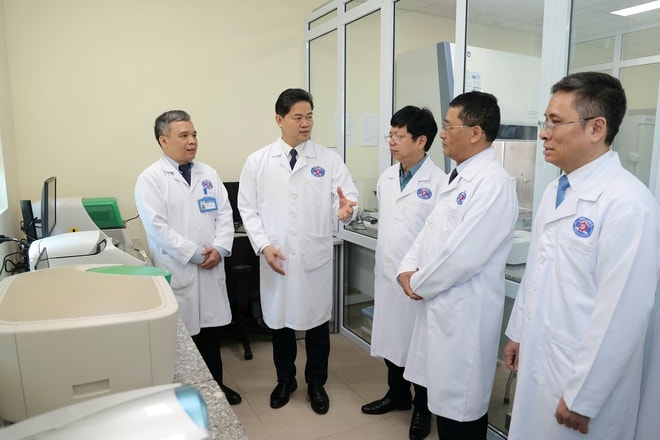 Bệnh viện K vận hành máy xạ trị hiện đại, giảm thời gian điều trị ung thư chỉ còn 2-3 phút- Ảnh 4.